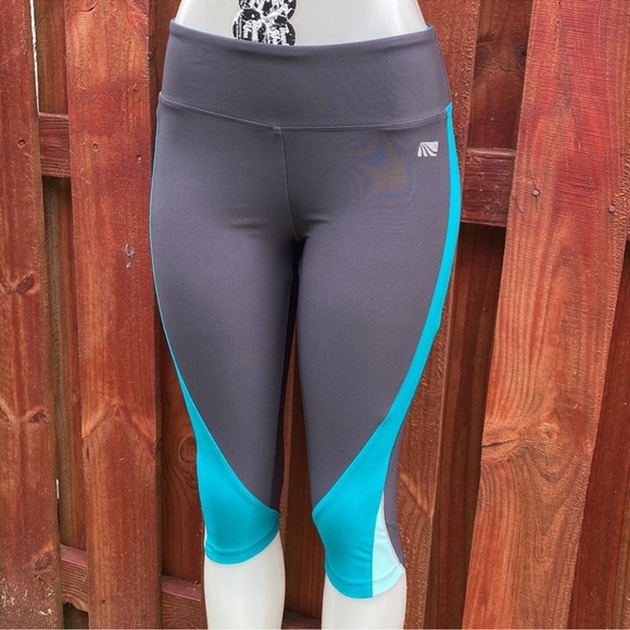 Marika Teal and Gray Activewear Size M - Picture 2 of 5